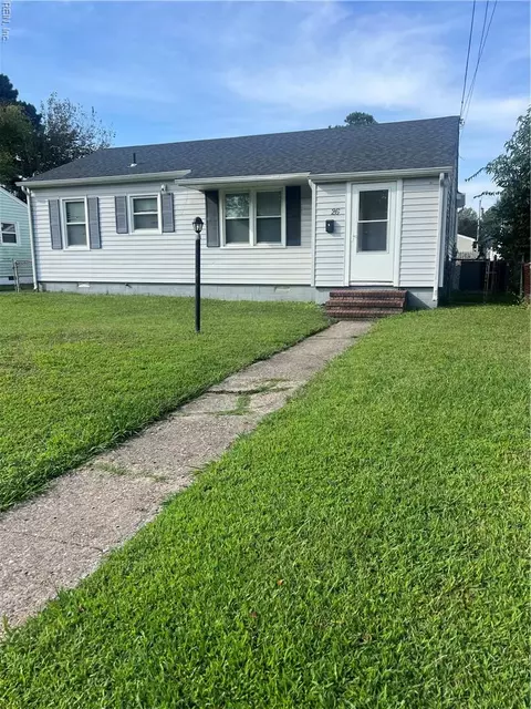 26 Aspenwood Dr, Hampton, VA 23666