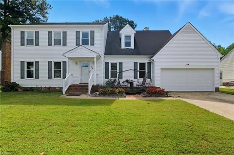 56 Chowning Dr, Hampton, VA 23664