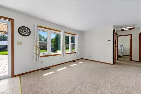 Other - 13 Eastlawn Dr, Hampton, VA 23664 photo 1 of 7