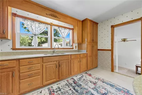 Kitchen - 13 Eastlawn Dr, Hampton, VA 23664 photo 3 of 3