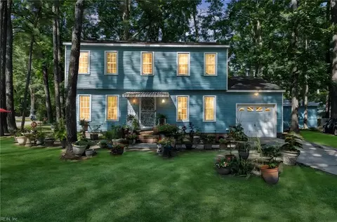 6 Polly Ct, Newport News, VA 23602