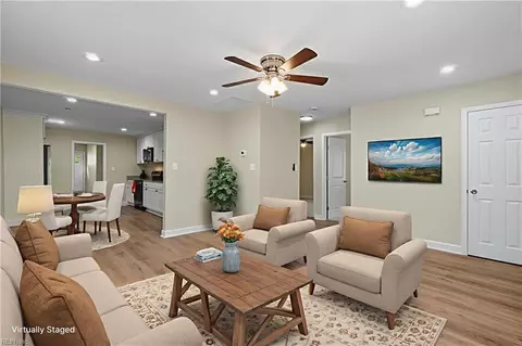 Living - 3117 Lyons Ave, Norfolk, VA 23509 photo 3 of 4