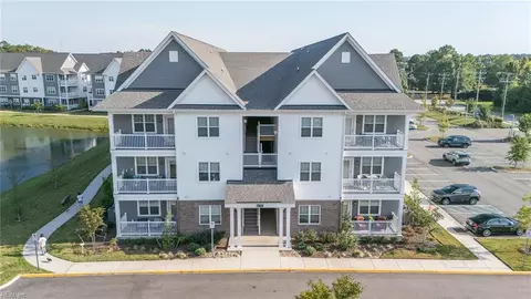 1509 Waitsel Dr #204, Chesapeake, VA 23320