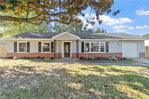 4513 S Hessian Rd, Virginia Beach, VA 23462