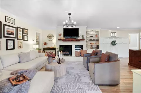 603 Azalea Ct, Suffolk, VA 23434