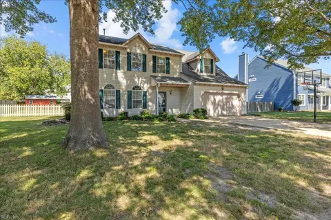 702 Aspinock St, Chesapeake, VA 23322