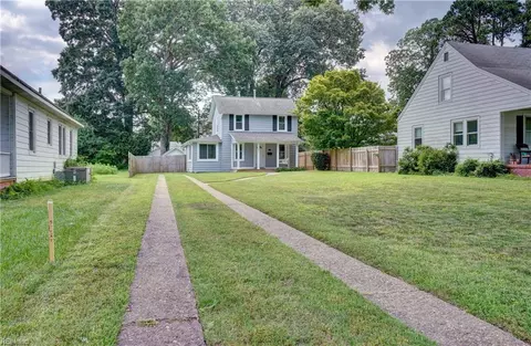 131 Cherokee Rd, Hampton, VA 23661