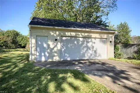 Other - 10 Bonaire Dr, Hampton, VA 23669 photo 6 of 6