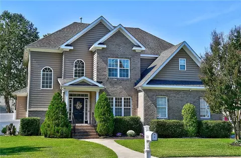 614 Calista Dr, Chesapeake, VA 23320