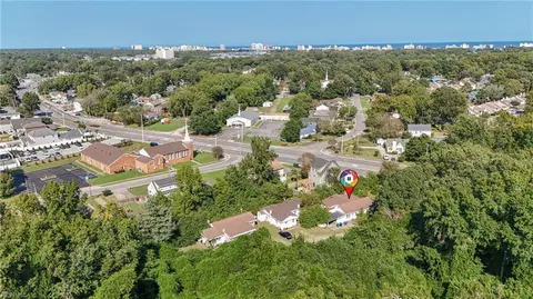 213 S Birdneck Rd, Virginia Beach, VA 23451