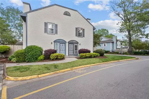 4540 Genoa Cir, Virginia Beach, VA 23462
