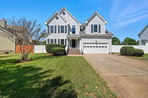 4372 Hillcrest Farms Cir, Virginia Beach, VA 23456