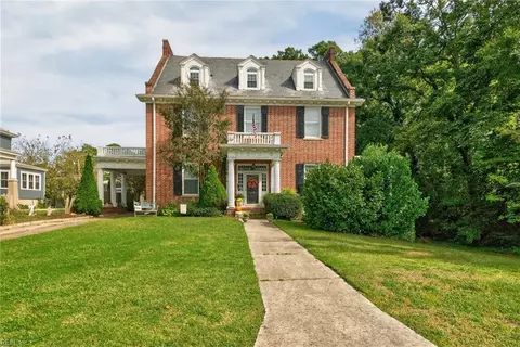 128 Brewer Ave, Suffolk, VA 23434