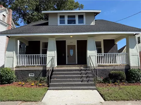 224 Cedar St, Suffolk, VA 23434