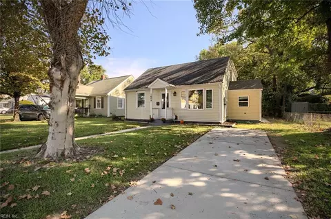 1608 Rolfe Pl, Newport News, VA 23607