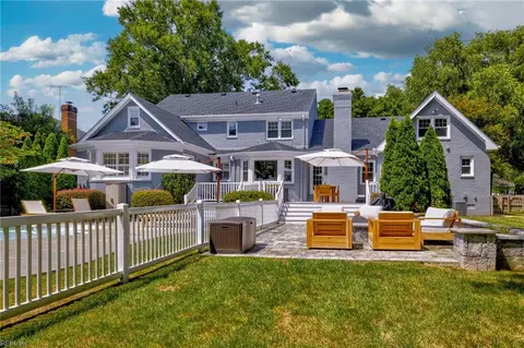 1005 Ditchley Rd, Virginia Beach, VA 23451