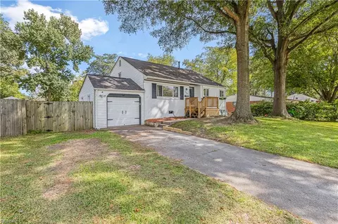 224 Cassady Ave, Virginia Beach, VA 23452