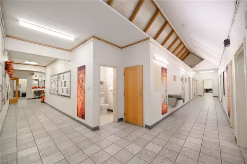 Entry Way - 1033 Big Bethel Rd, Hampton, VA 23666 photo 2 of 2