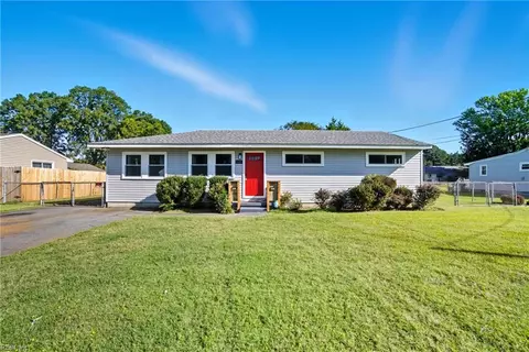 806 Wadena Rd, Chesapeake, VA 23320