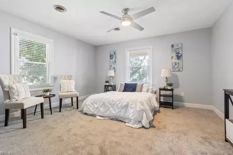 Bedroom - 128 Wellons St, Suffolk, VA 23434 photo 6 of 7