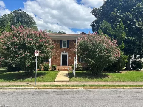 Exterior - 128 Wellons St, Suffolk, VA 23434 photo 1 of 5