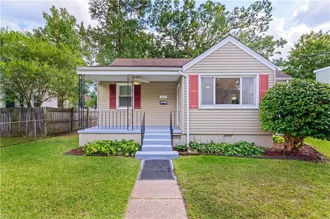 1057 Lindale Ln, Norfolk, VA 23503