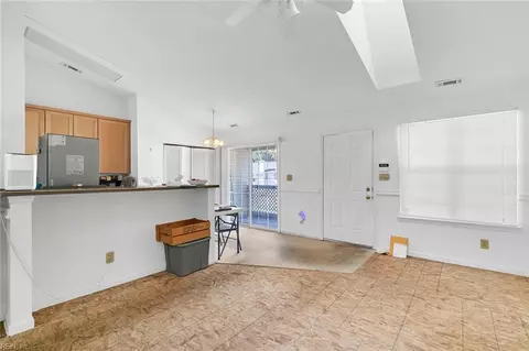 Other - 46 Emeraude Plage #B, Hampton, VA 23605 photo 5 of 6