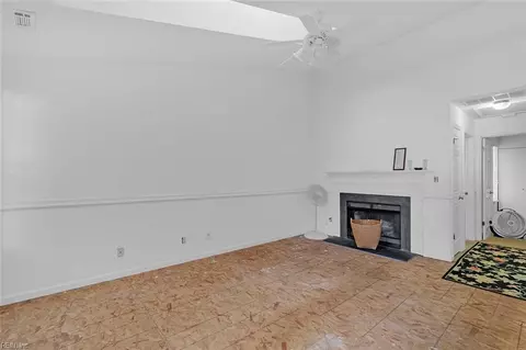 Living - 46 Emeraude Plage #B, Hampton, VA 23605 photo 2 of 3