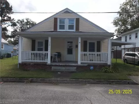 309 Edwards St, Franklin, VA 23851