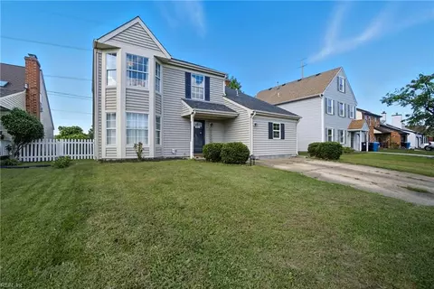 5928 Chain Bridge Rd, Virginia Beach, VA 23464