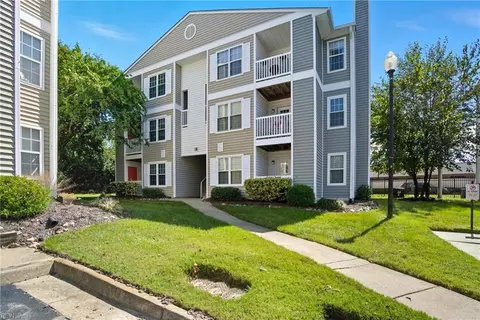 1833 Chantilly Ct #305, Virginia Beach, VA 23451