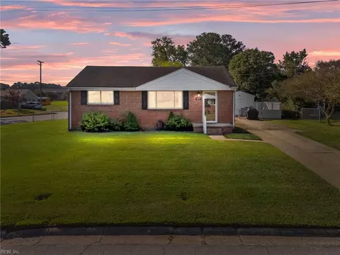 317 Sequoia Rd, Portsmouth, VA 23701