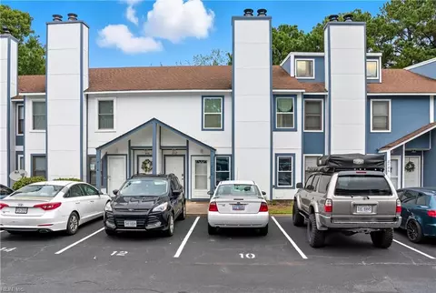 2110 Point Hollow Ct, Virginia Beach, VA 23455
