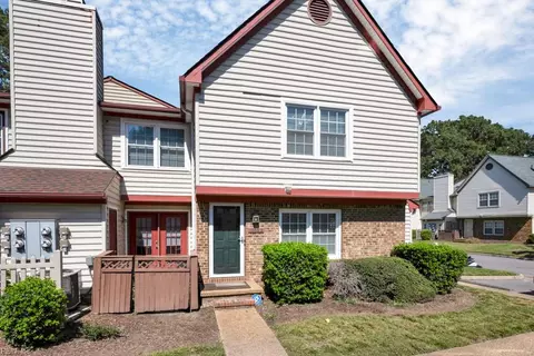 1008 Saint Andrews Way #D, Chesapeake, VA 23320