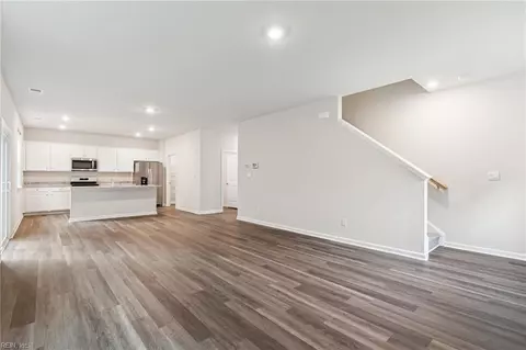 Living - 4035 Brians Ln, Suffolk, VA 23434 photo 3 of 4