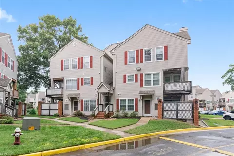 12759 Daybreak Cir, Newport News, VA 23602