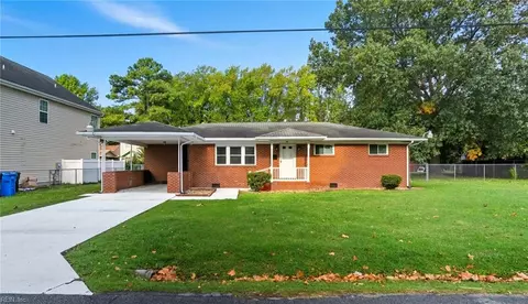 4121 Everett St, Chesapeake, VA 23324