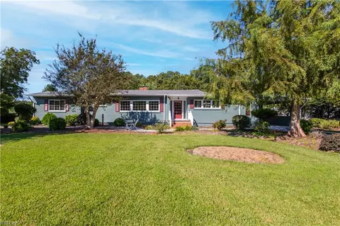 218 Nc Highway 32 N, Corapeake, NC 27926