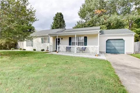11 Compton Ct, Hampton, VA 23666