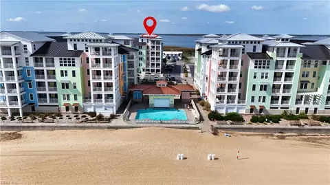 3738 Sandpiper Rd #438B, Virginia Beach, VA 23456