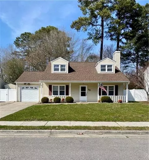 70 Sandy Lakes Dr, Hampton, VA 23666
