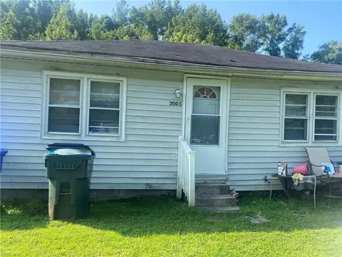 300 Lummis Rd #C, Suffolk, VA 23434
