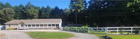 82 Church Rd, Newport News, VA 23606