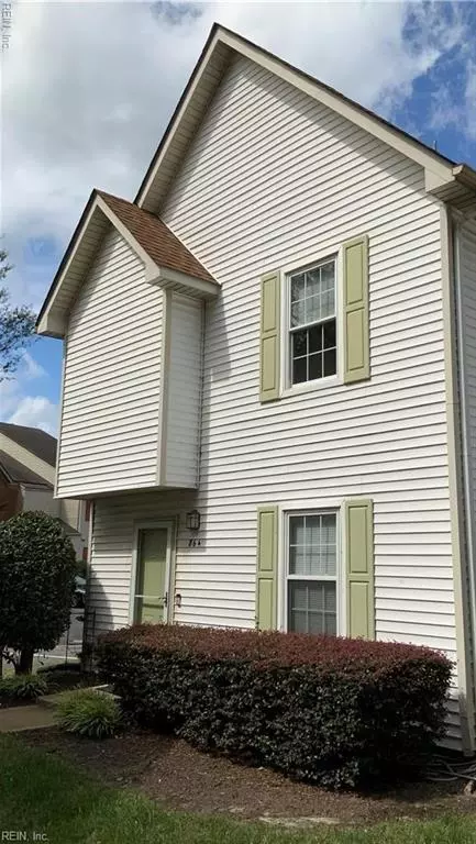 864 Gas Light Ln, Virginia Beach, VA 23462