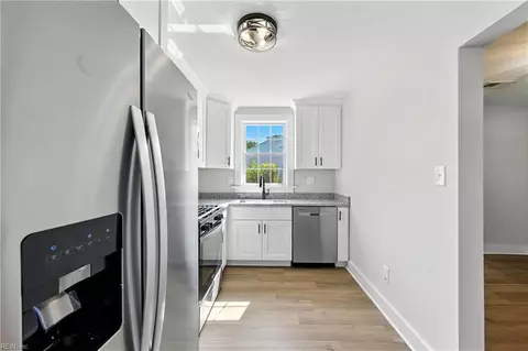 1028 Mapole Ave, Norfolk, VA 23504 photo 8