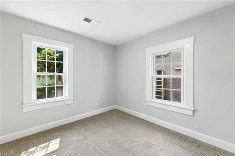 1028 Mapole Ave, Norfolk, VA 23504 photo 19