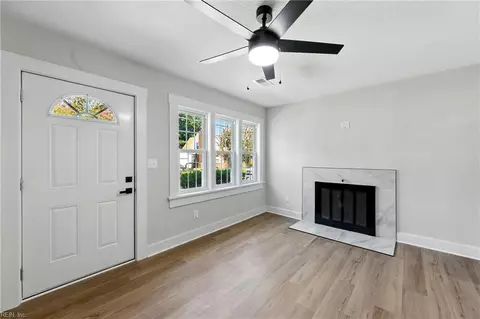 1028 Mapole Ave, Norfolk, VA 23504 photo 3