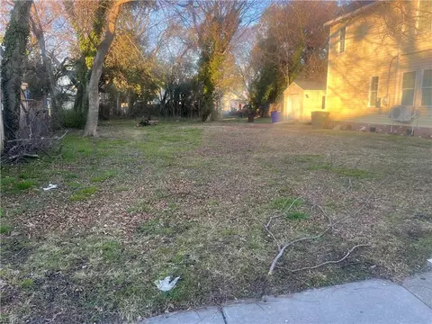 908 Lindenwood Ave, Norfolk, VA 23504