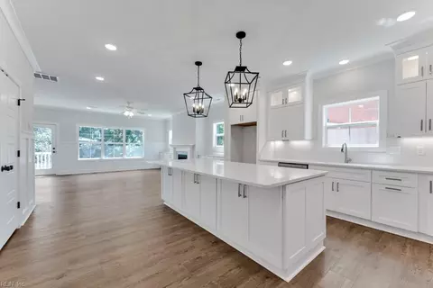 1359 Rockbridge Ave, Norfolk, VA 23508