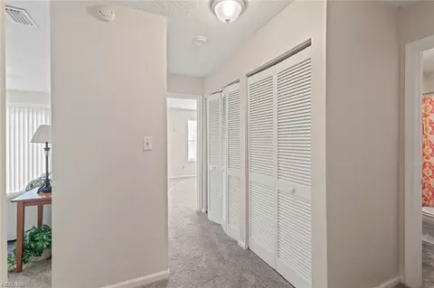 Entry Way - 20 A Lakeside Cres, Hampton, VA 23669 photo 3 of 3